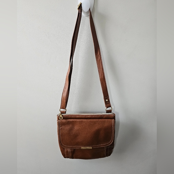 RELIC Pebbled Brown Leather Women's Crossbody, Shoulder Bag, Purse - Picture 2 of 10